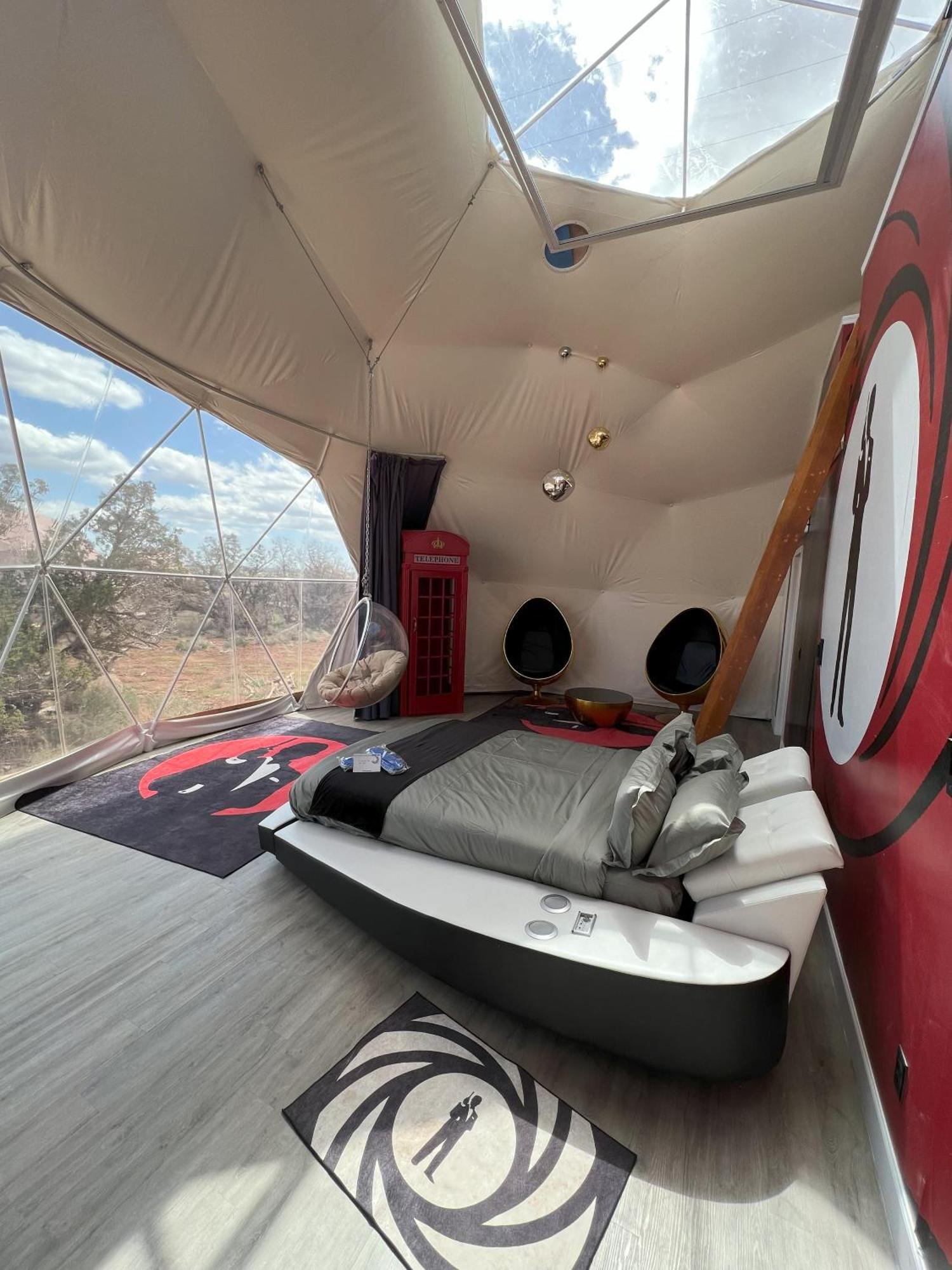 Clear Sky Resorts - Grand Canyon - Unique Sky Domes 瓦莱 外观 照片
